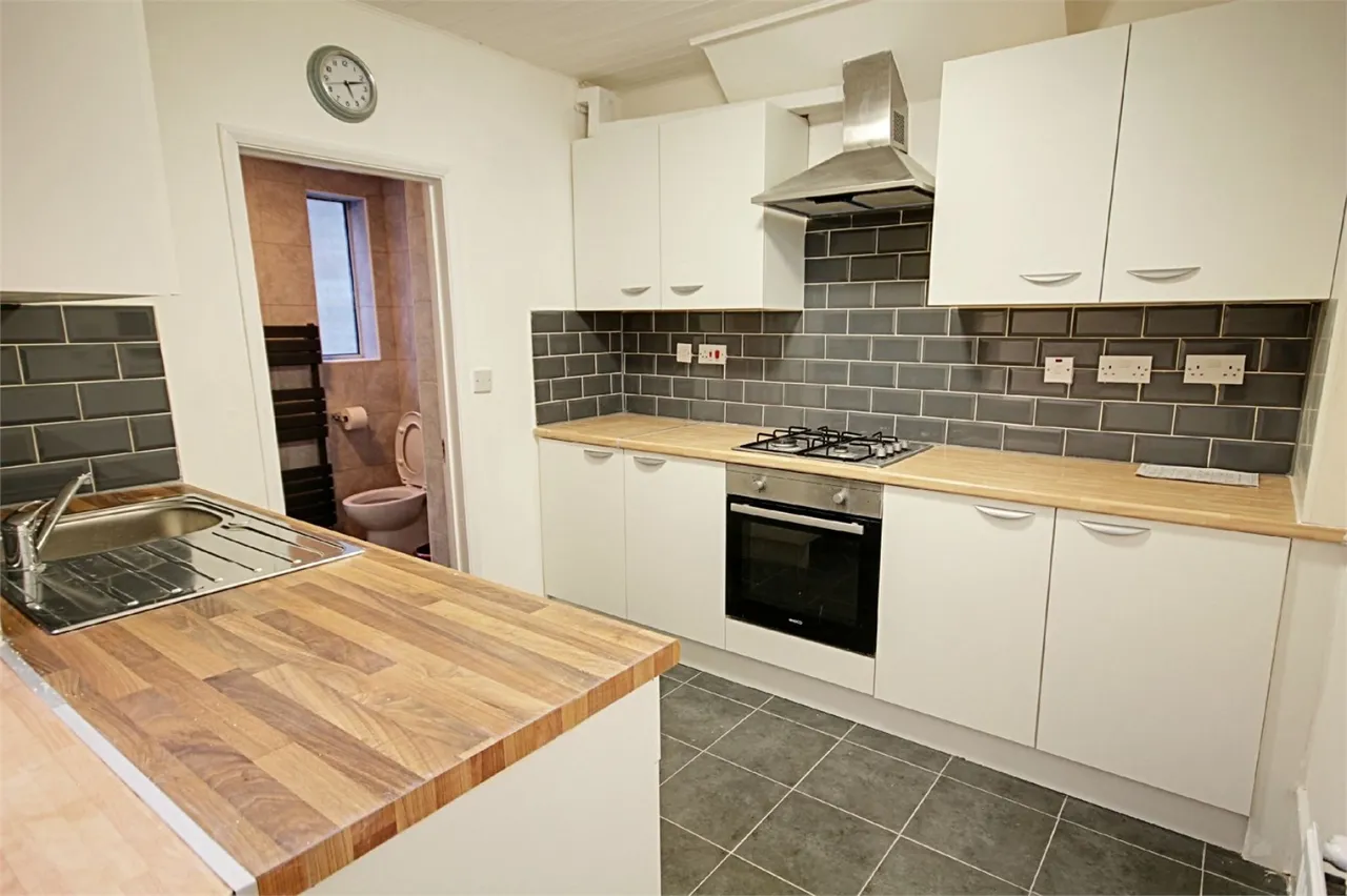 Forest Road, N9, photo 8