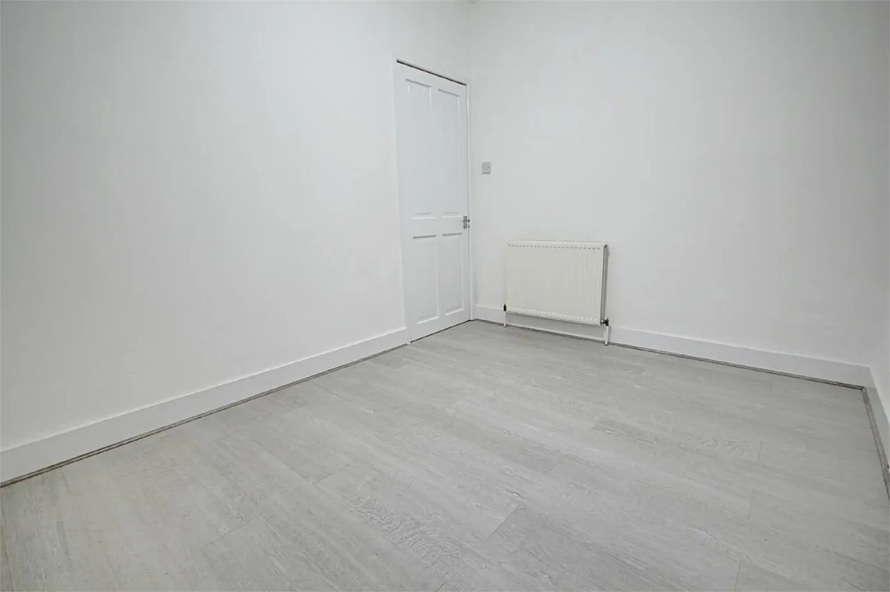 Forest Road, N9, photo 4