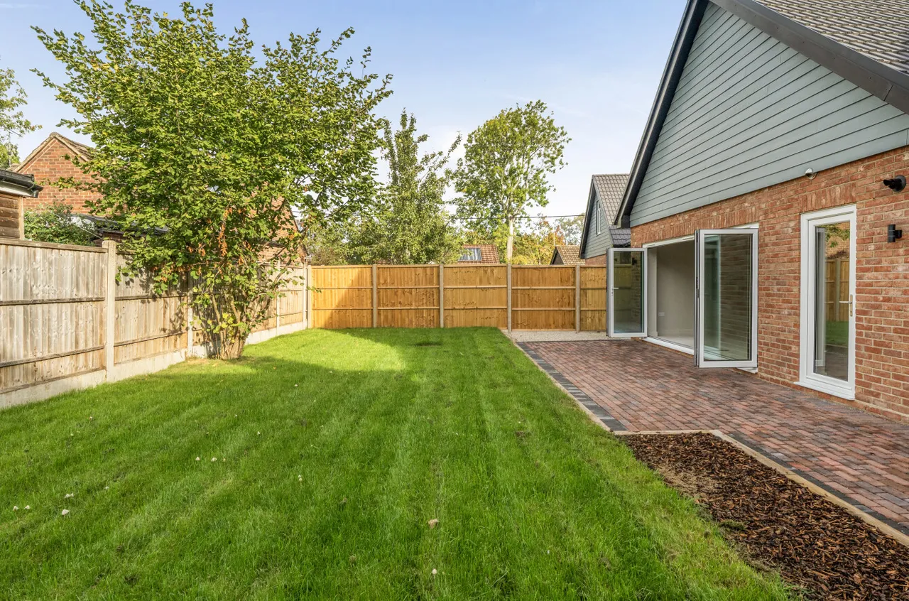 The Retreat, Totton, SO40, photo 13
