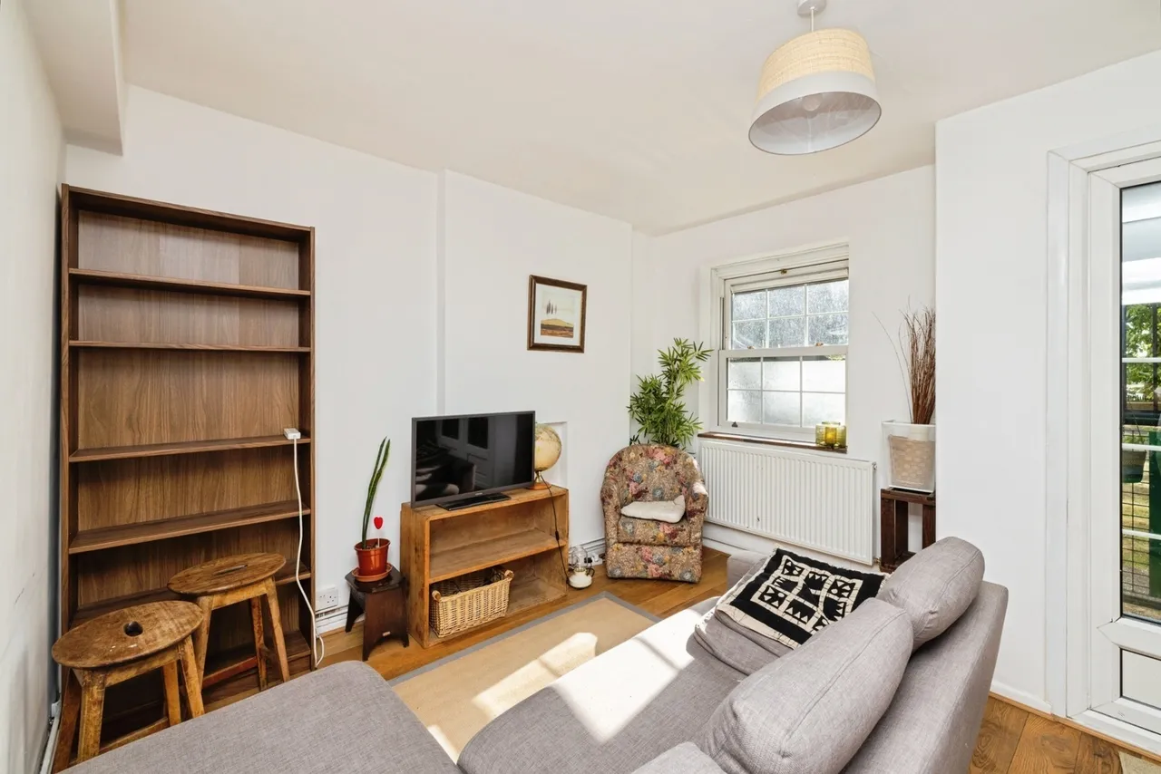 Worsopp Drive, Clapham, London, SW4, photo 3