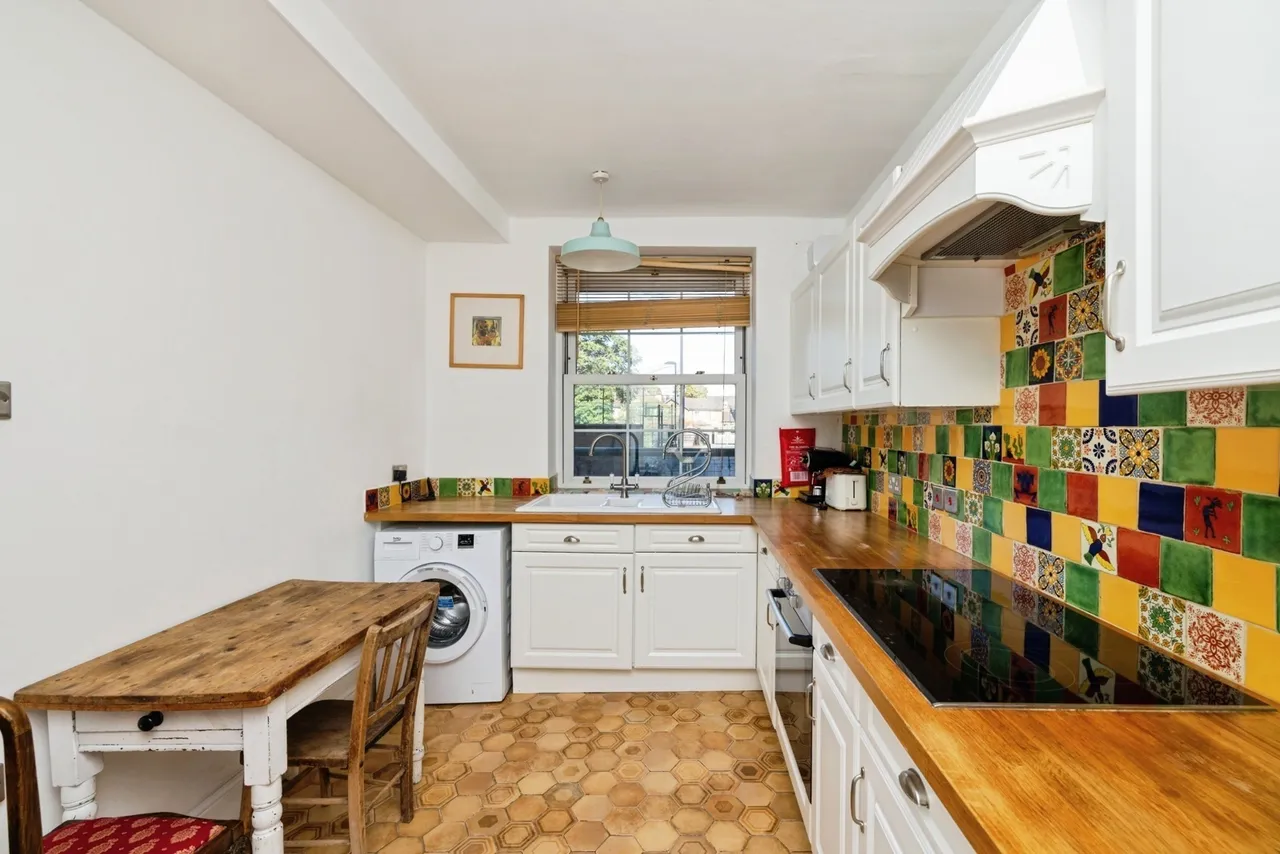 2 bed flat for sale — Worsopp Drive, Clapham, London, SW4