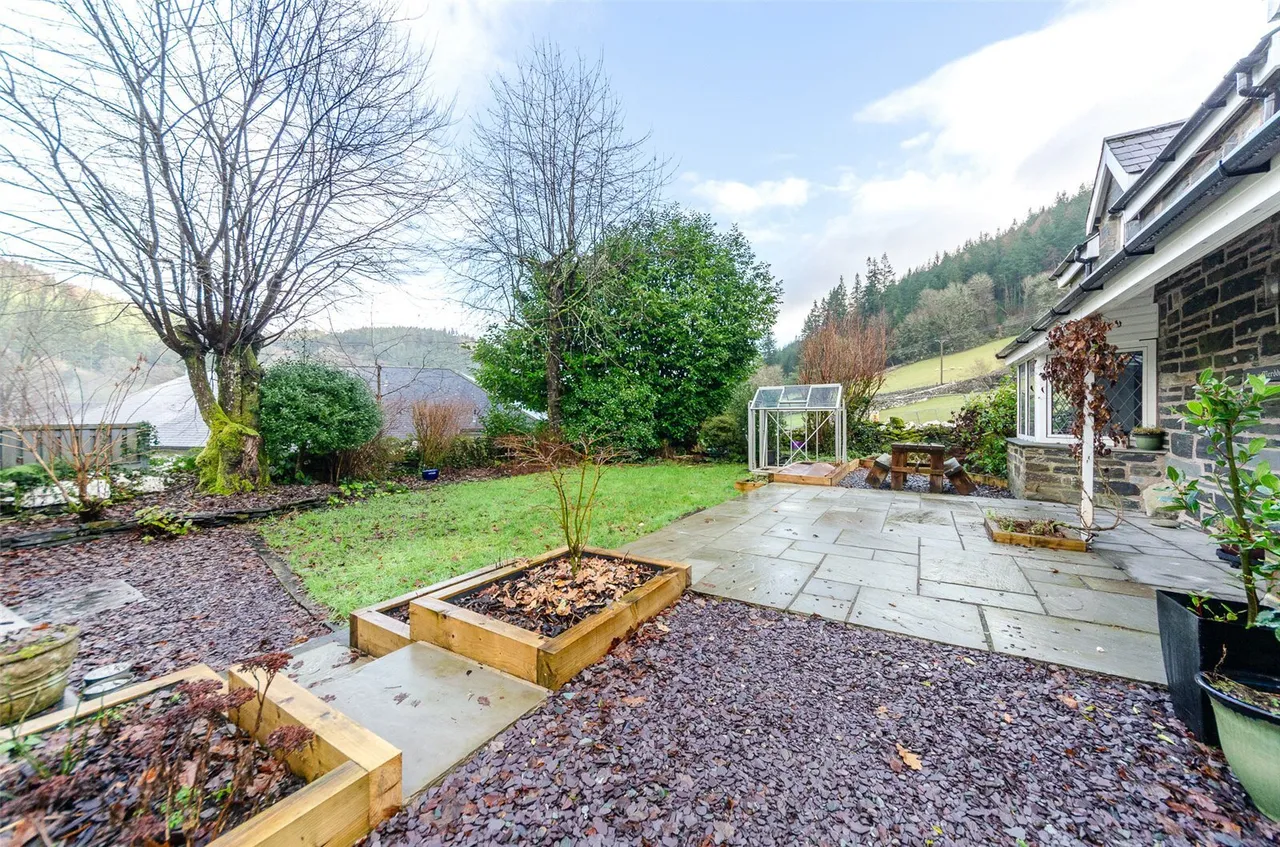 Ffordd Gethin, Betws-y-Coed, LL24, photo 31
