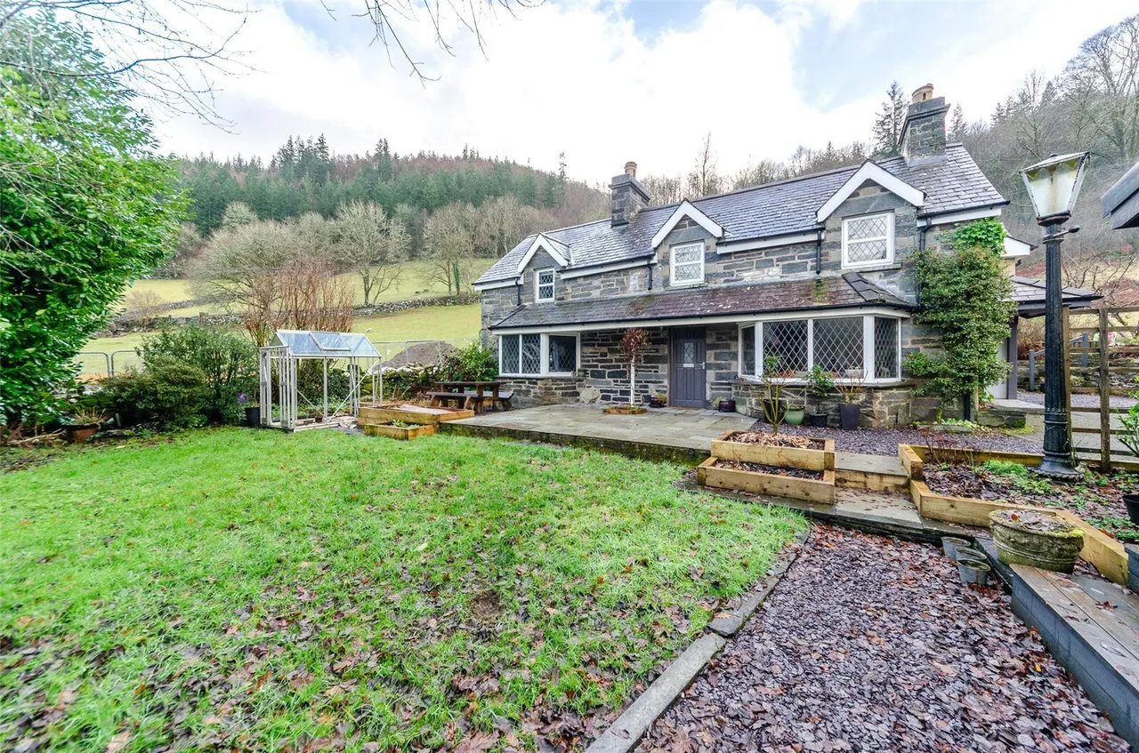 Ffordd Gethin, Betws-y-Coed, LL24, photo 33