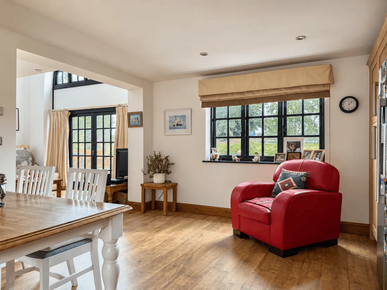 The Courtyard, Liscombe Park, Soulbury, LU7, photo 7