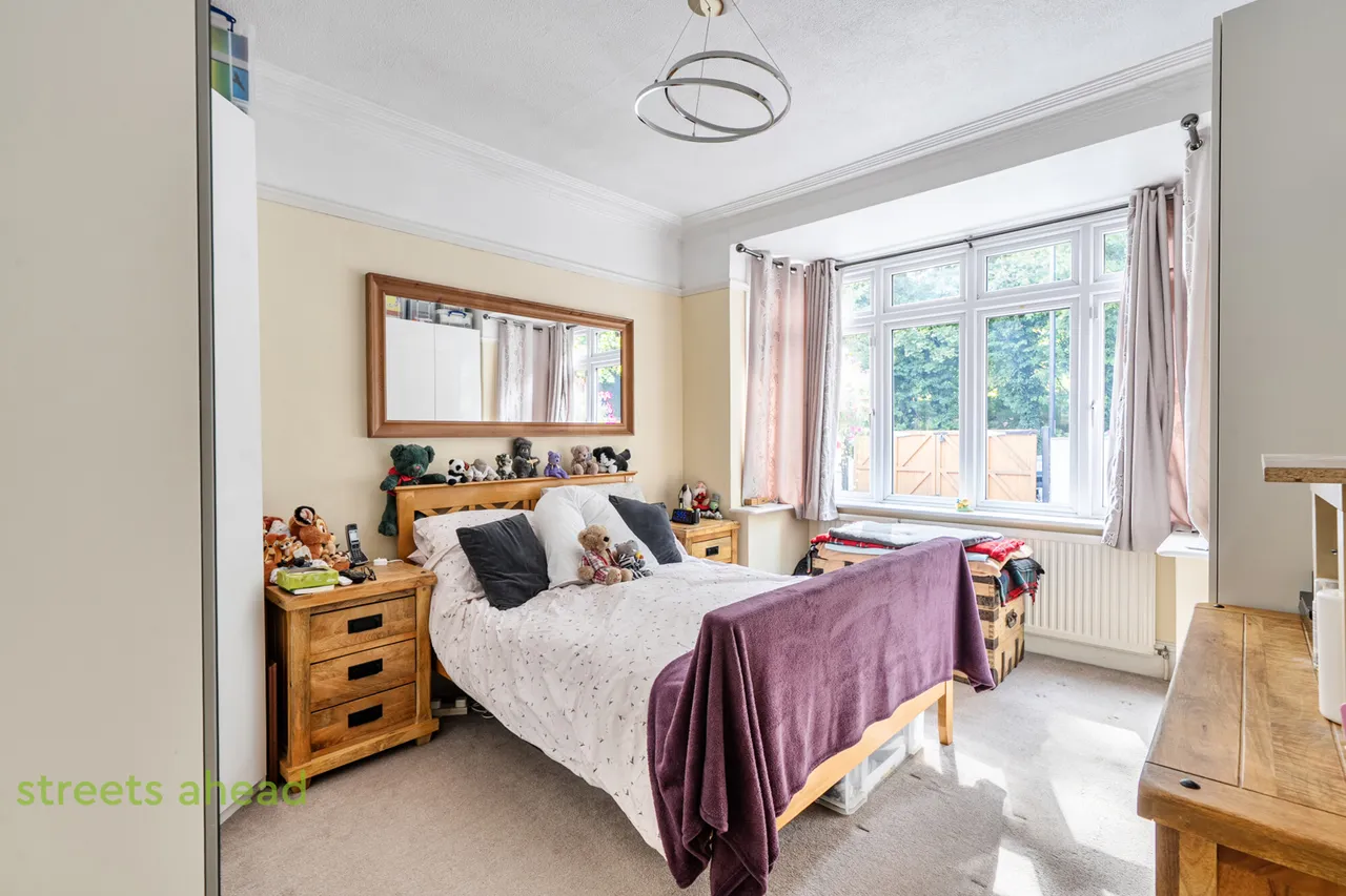 Portnalls Road, Coulsdon, CR5, photo 9