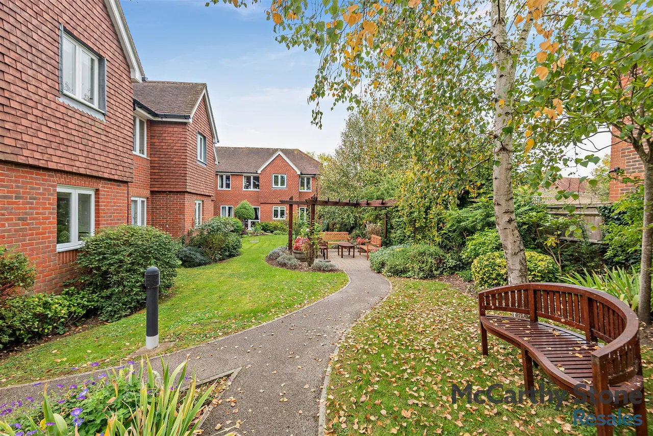 Station Road, Petworth, GU28, photo 7