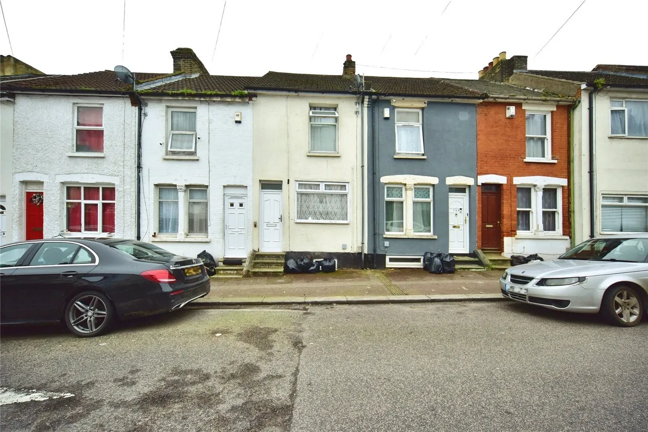 Upper Luton Road, Chatham, ME5, photo 4