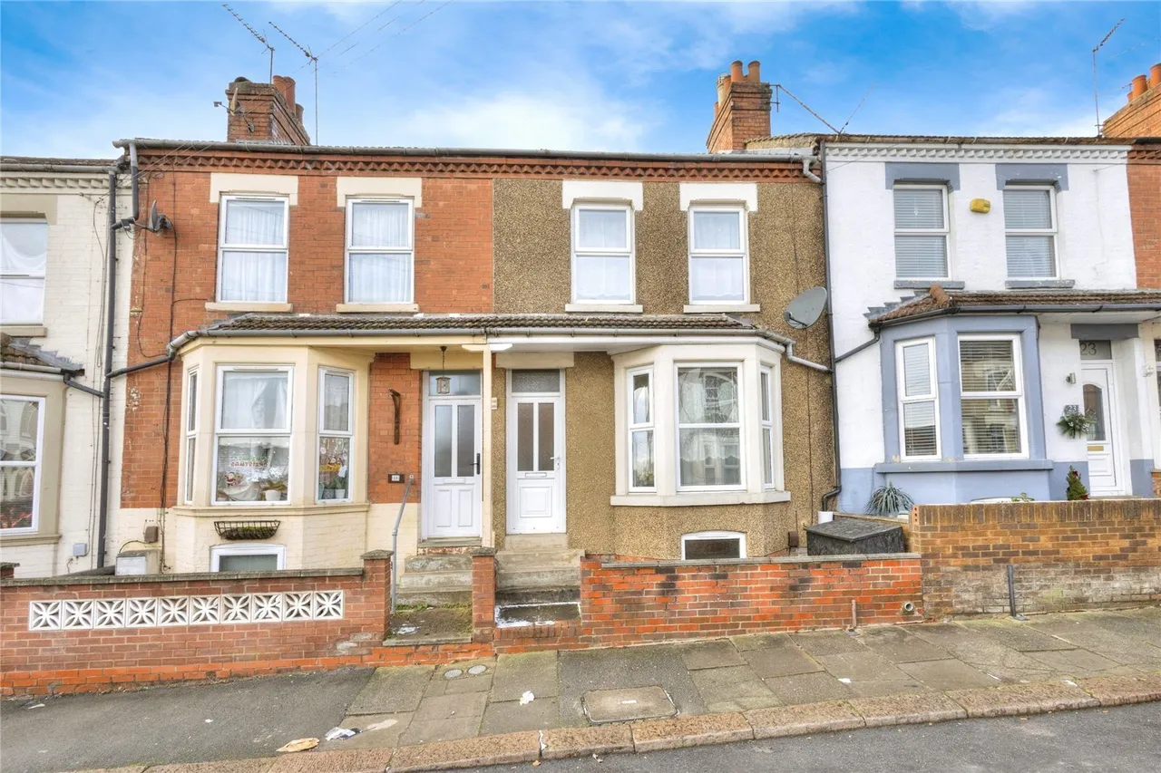 2 bed house for sale — Cecil Road, Northampton, Northamptonshire, NN2