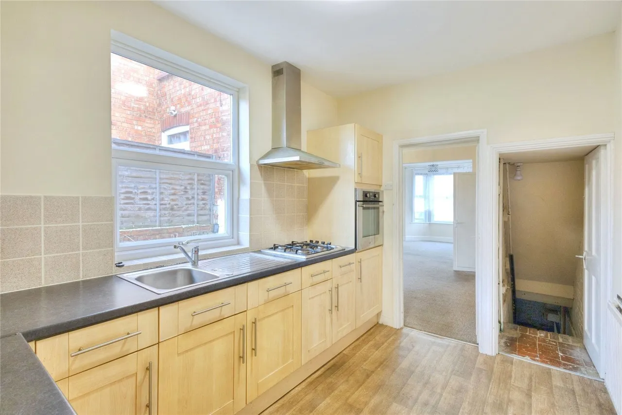 Cecil Road, Northampton, Northamptonshire, NN2, photo 8