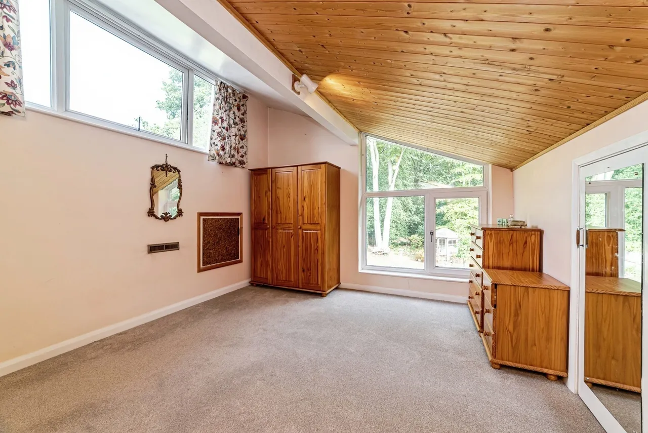 Conifer Close, Baughurst, RG26, photo 16