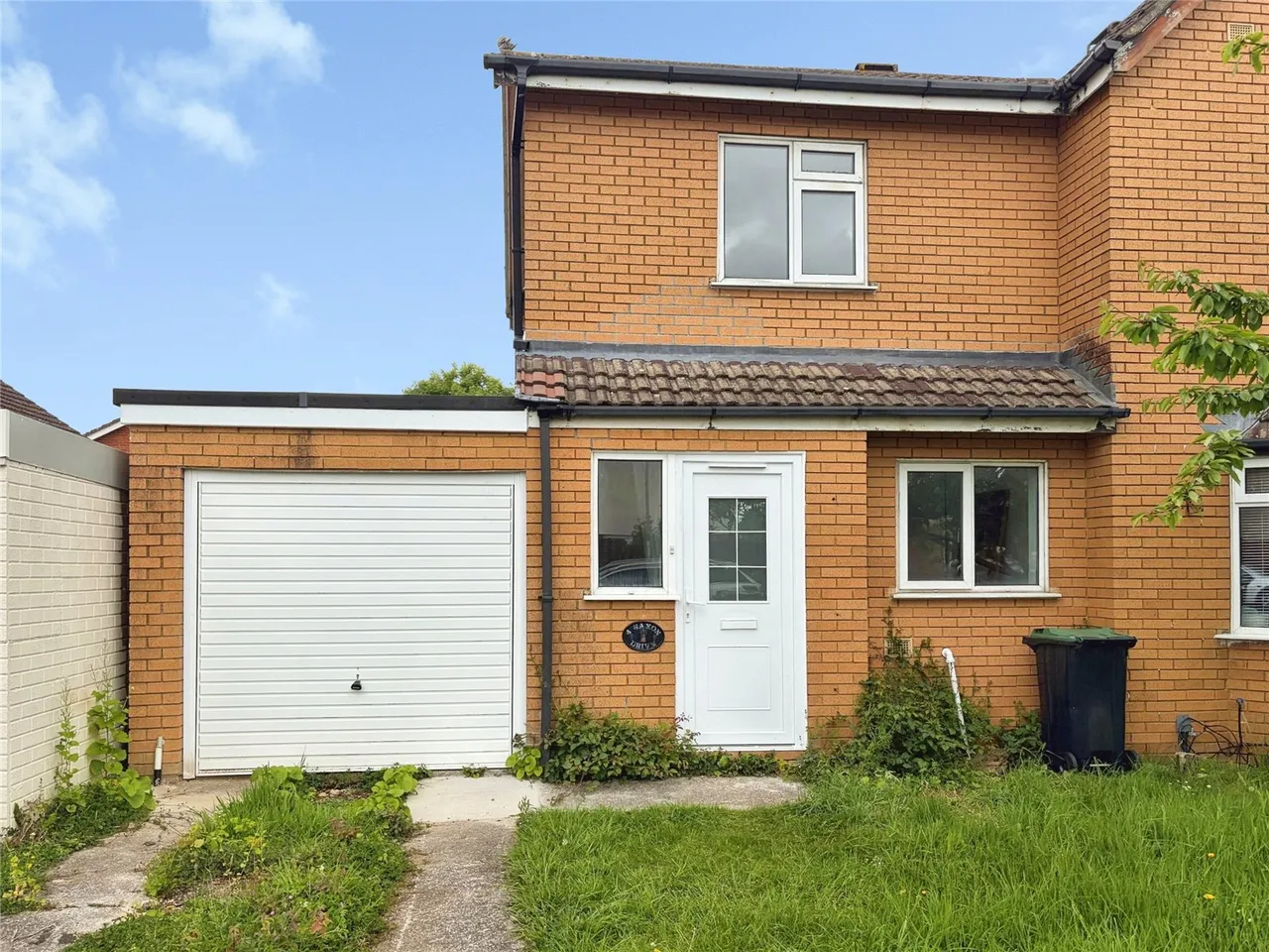 2 bed house to rent, Trowbridge, Wiltshire