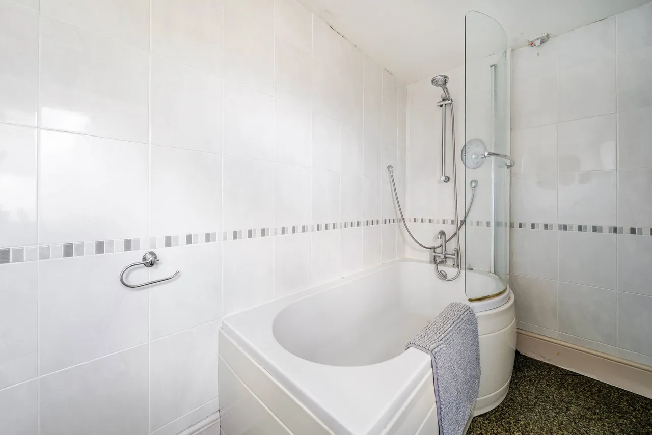 Avenue Terrace, Harrogate, HG2, photo 10