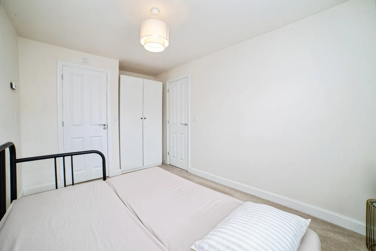 Sky Walk, Mansfield, Nottinghamshire, NG18, photo 16