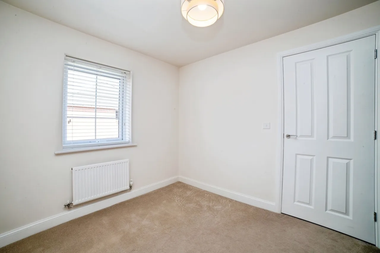 Sky Walk, Mansfield, Nottinghamshire, NG18, photo 18