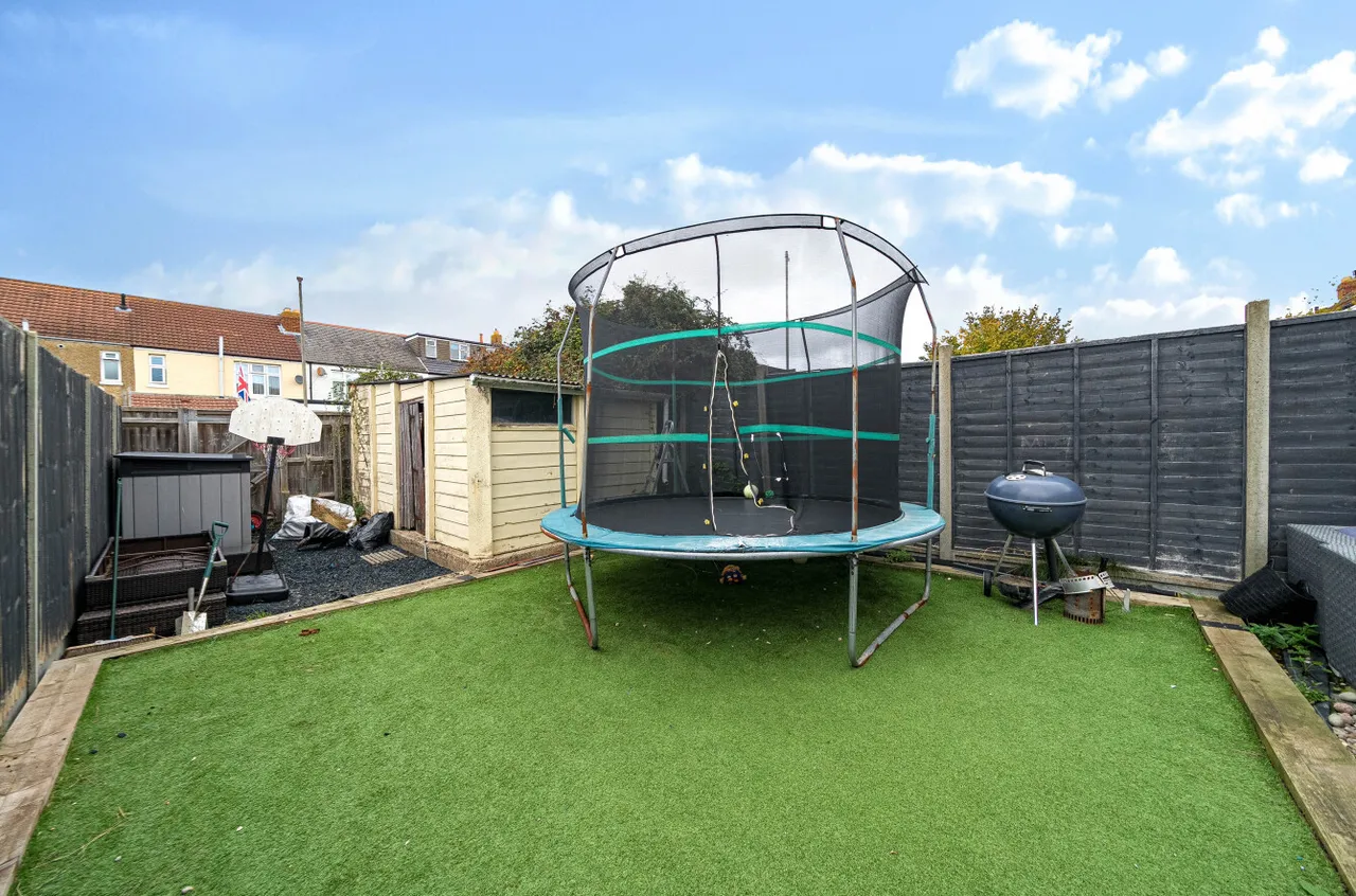 Lovett Road, Portsmouth, PO3, photo 10