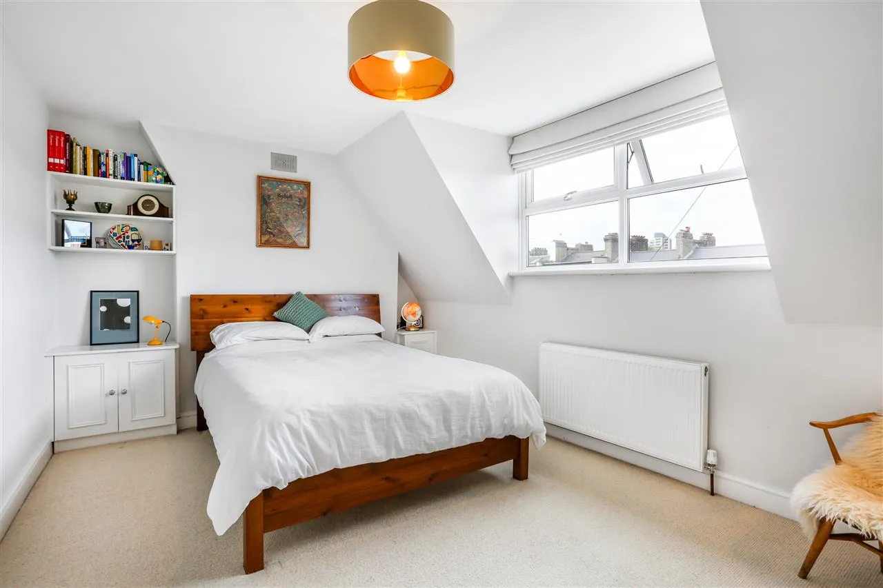 Marlborough Road, London, photo 8