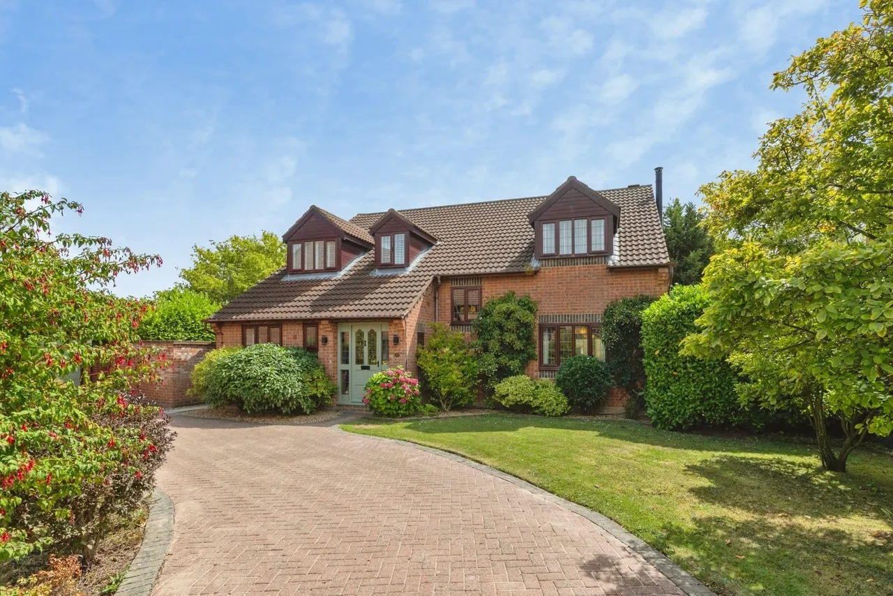 5 bed house for sale — Hemingford Gardens, Yarm, TS15