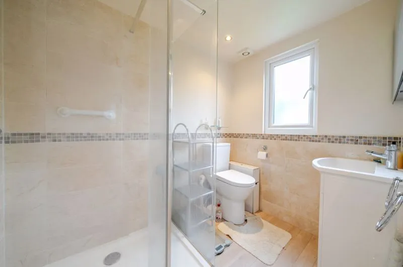 Graham Road, Purley CR8 2EN, photo 10