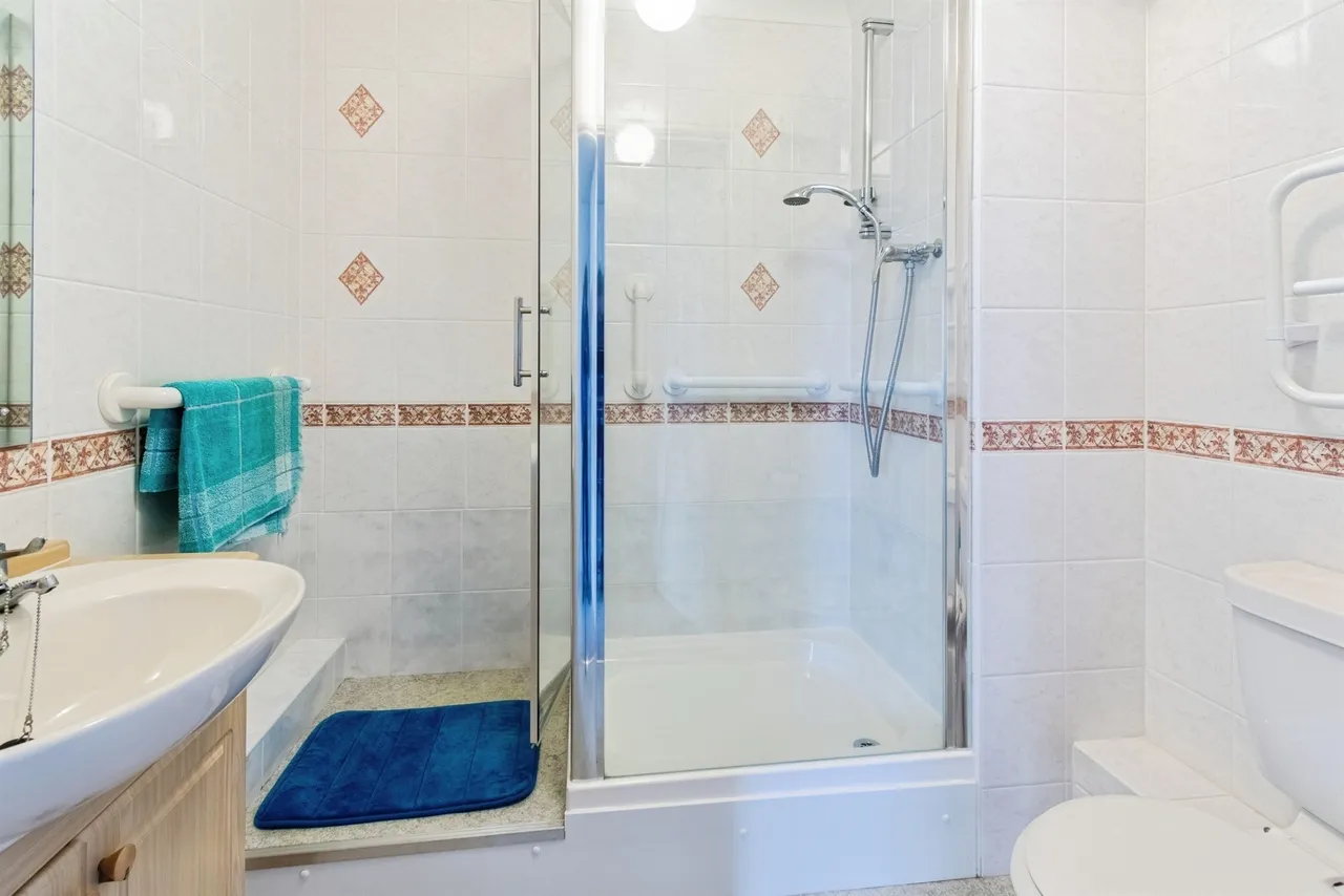 Lowbourne, Melksham, photo 9