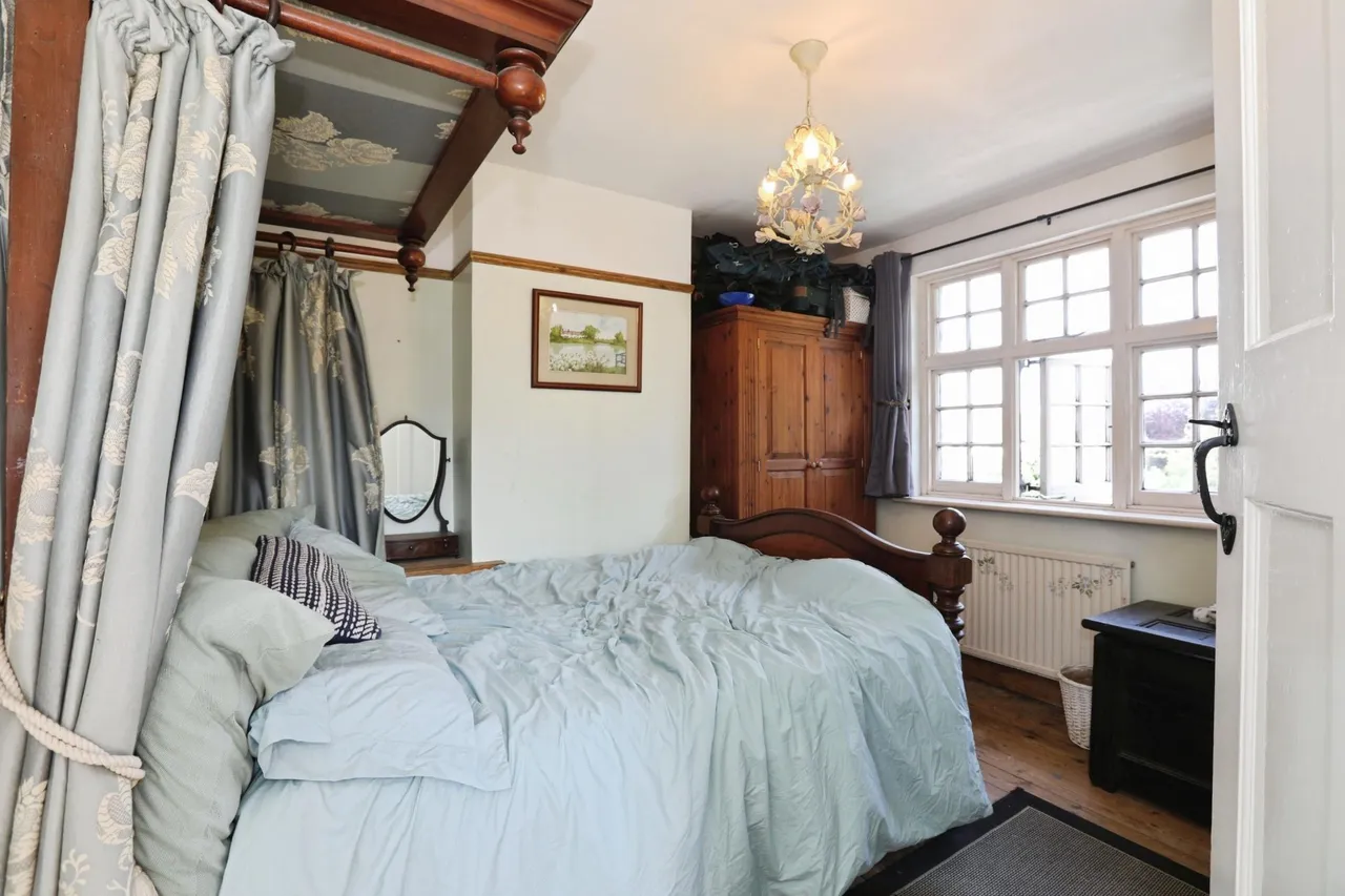 Honeycrock Lane, Redhill, RH1, photo 13