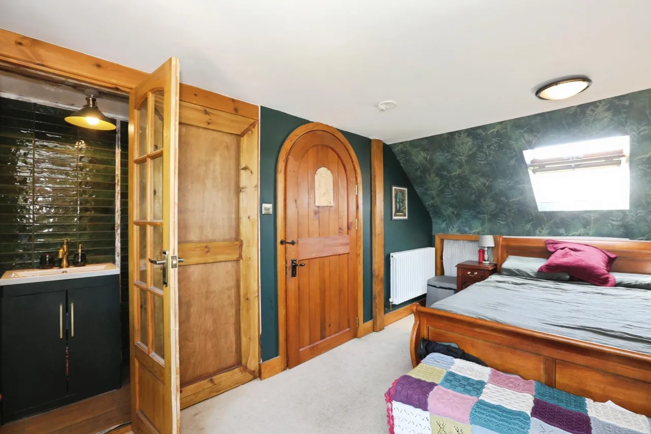 Honeycrock Lane, Redhill, RH1, photo 10