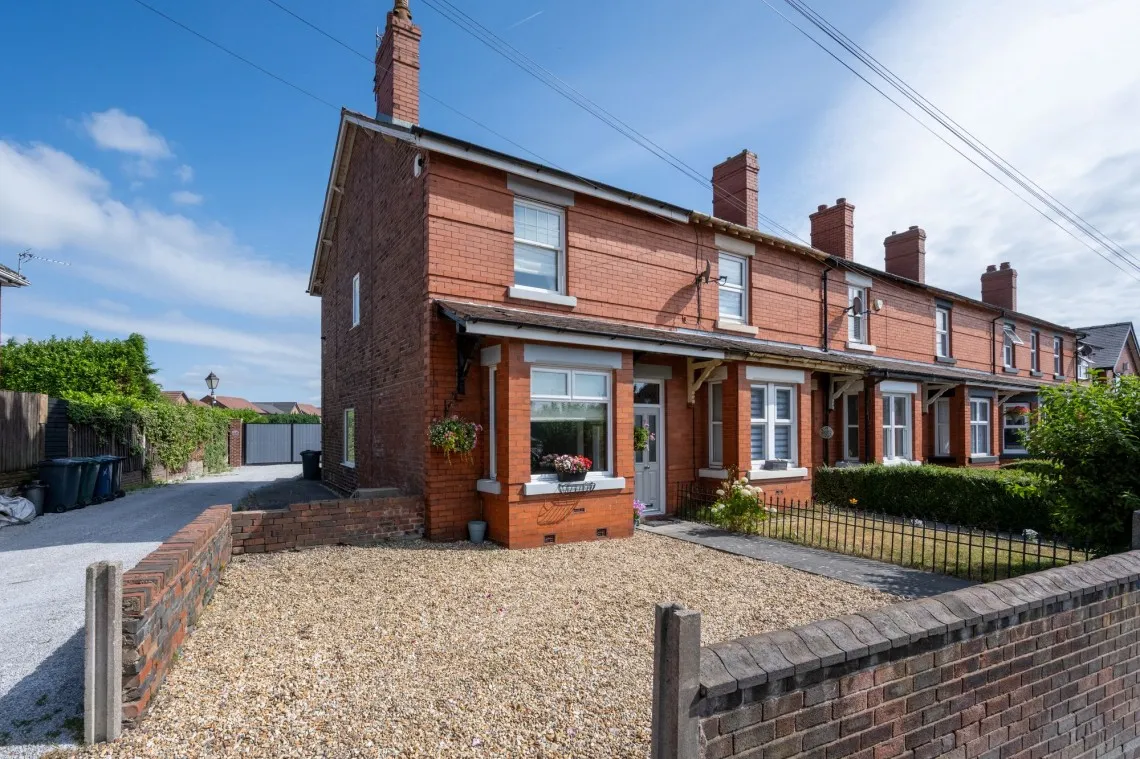 2 bed house for sale, Ormskirk Road, WN8