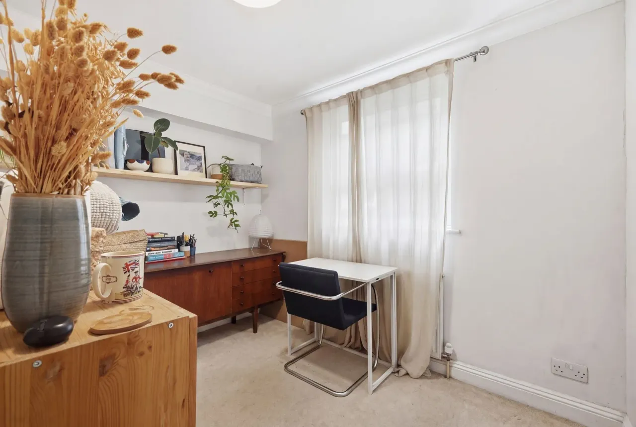 Francis Road, Leyton, E10, photo 12