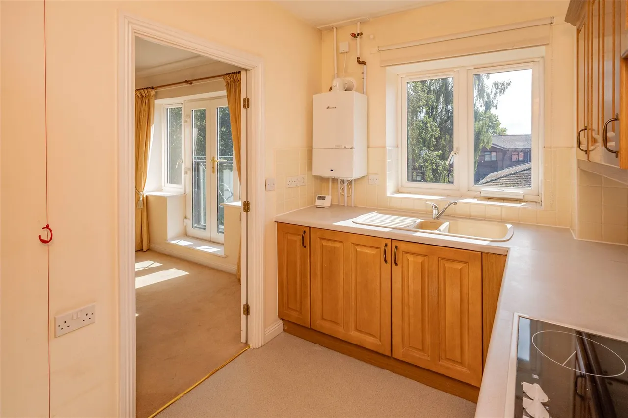 Burcot Lane, Bromsgrove, Worcestershire, B60 1AD, photo 5