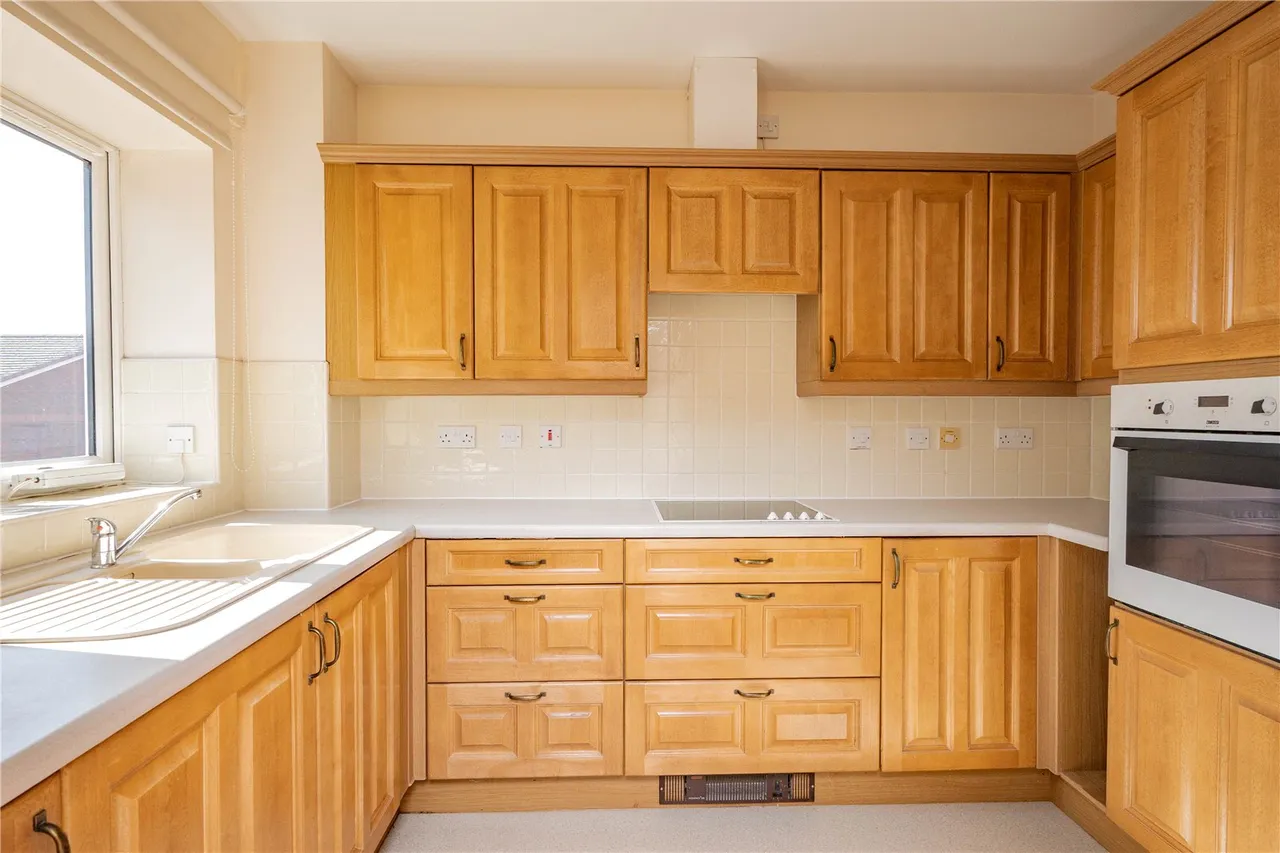 Burcot Lane, Bromsgrove, Worcestershire, B60 1AD, photo 3