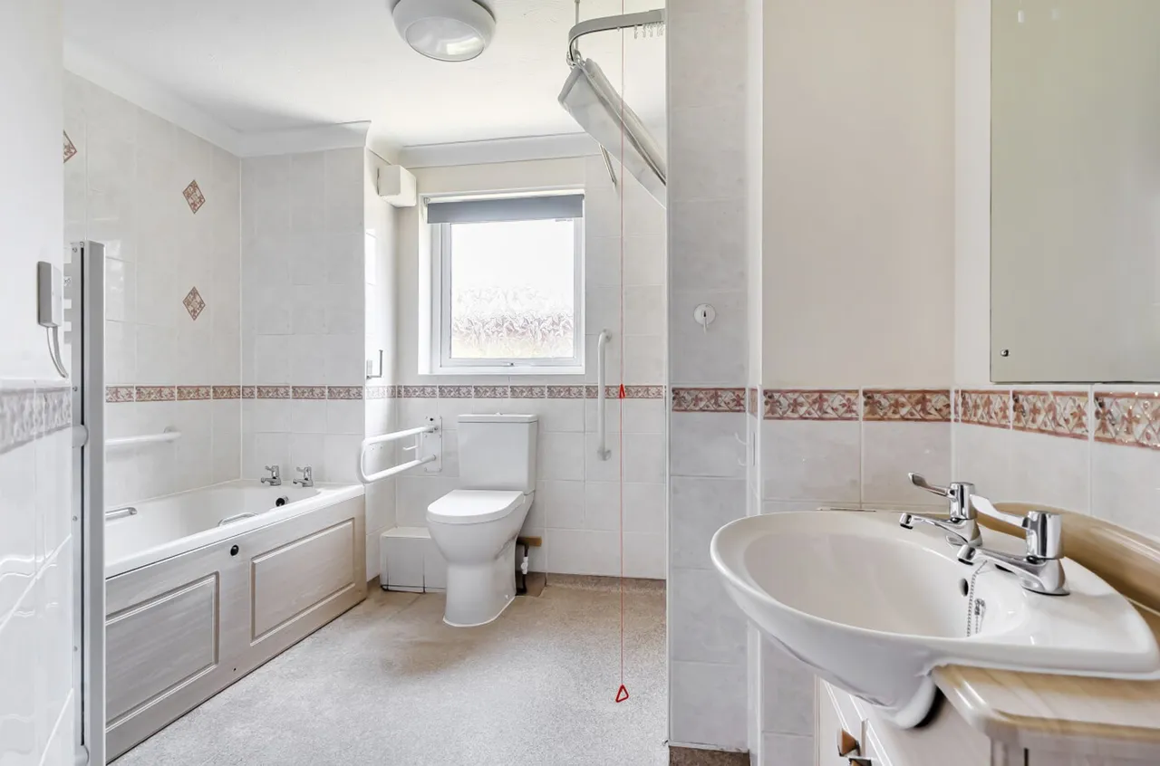 Stockbridge Road, Chichester, PO19, photo 10