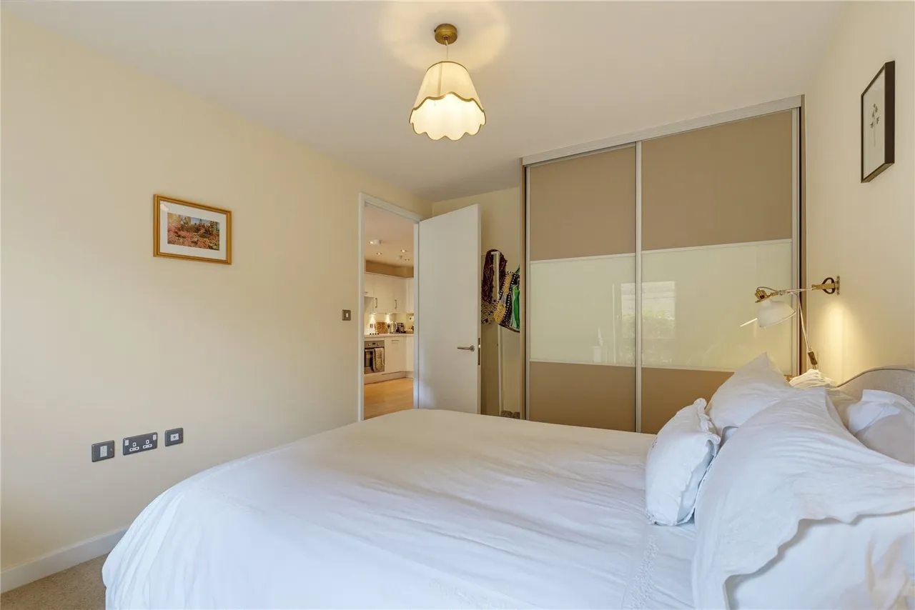 Macaulay Road, London, SW4, photo 7