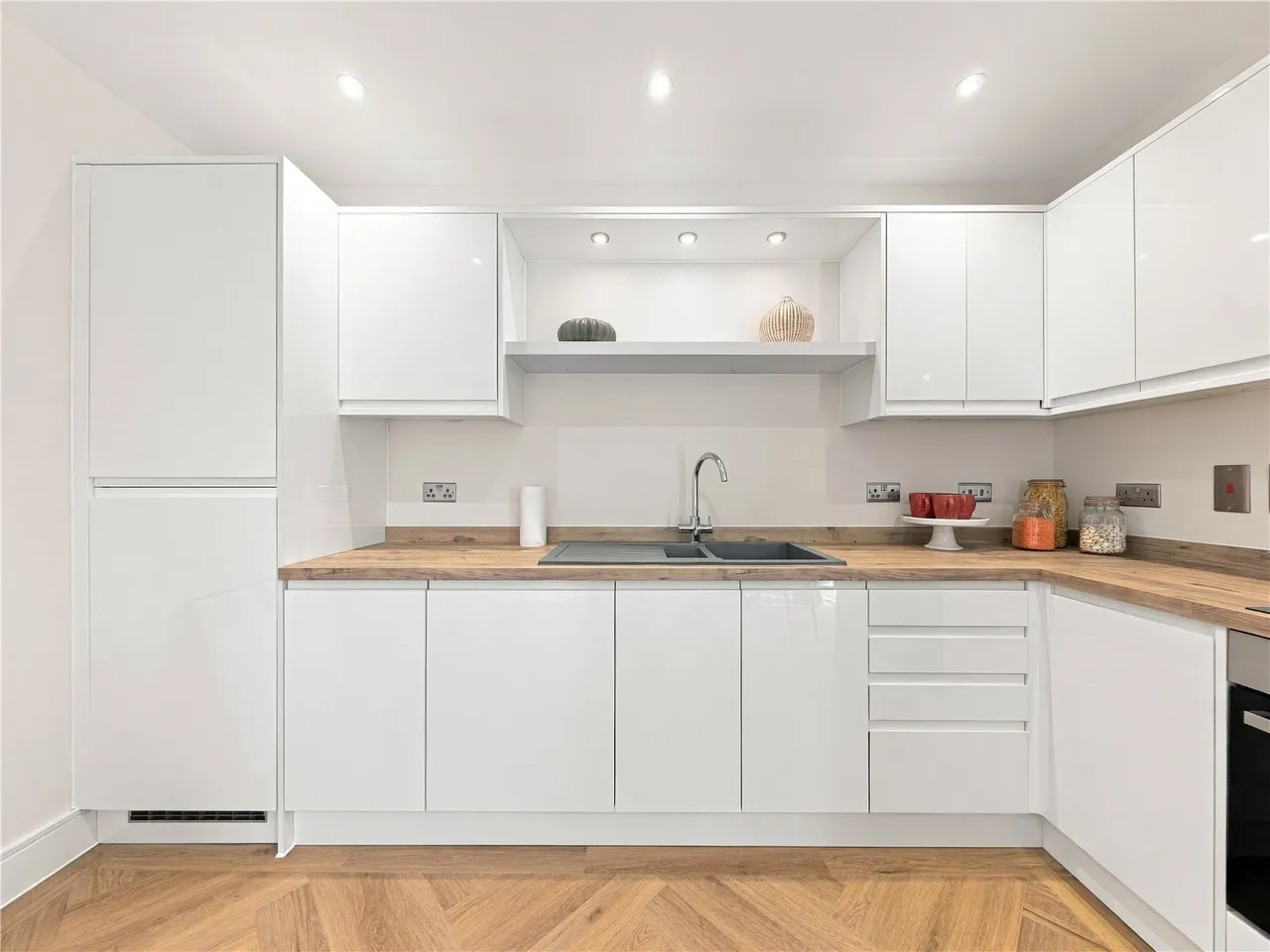 Arras Way, Folkestone, CT19, photo 8