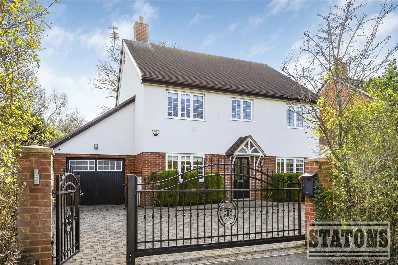 Blanche Lane, South Mimms, Potters Bar, Herts, EN6 3NZ, photo 6