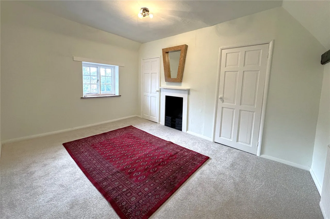 Castle Bridge Cottages, Hook Road, North Warnborough, Hook, Hampshire, RG29 1EU, photo 7