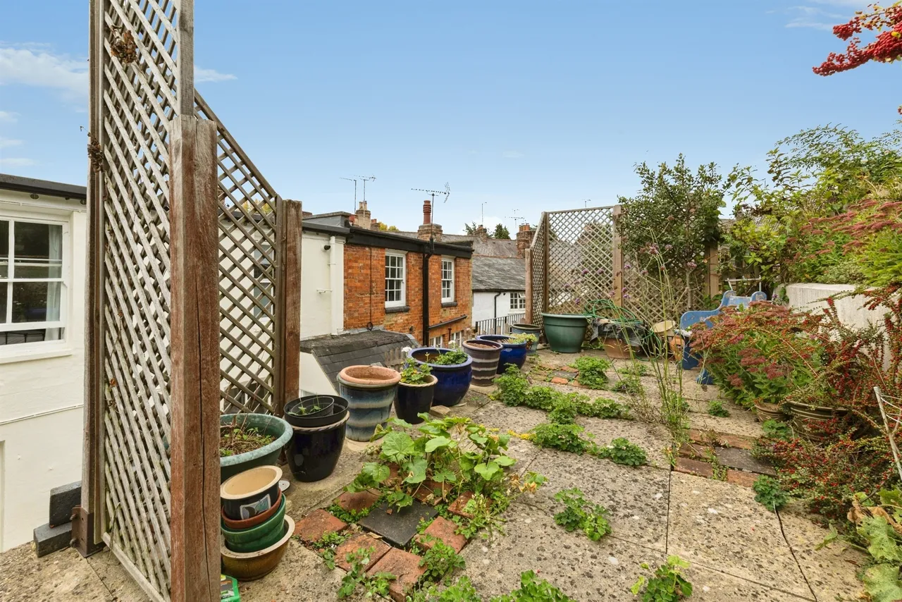 Well Street, Buckingham, MK18, photo 19