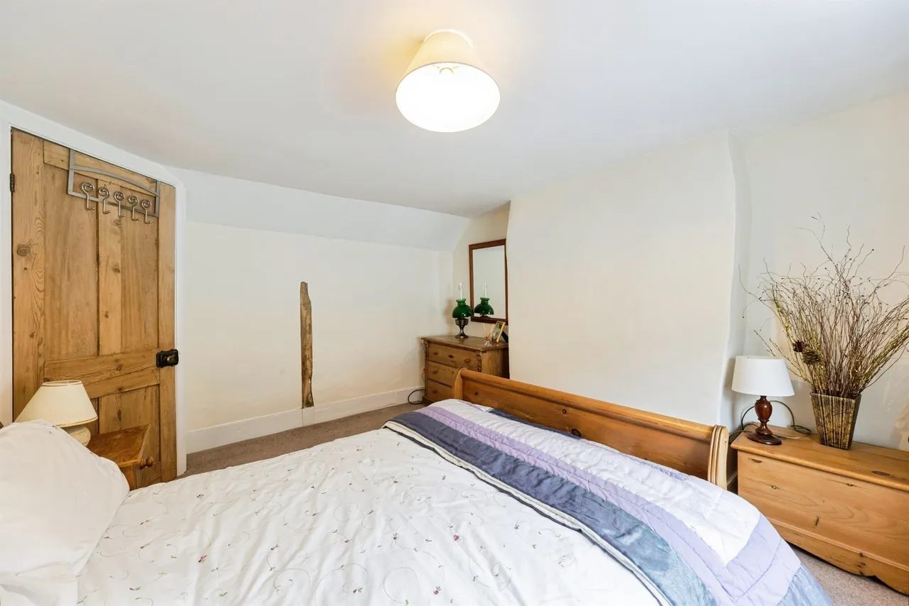 Well Street, Buckingham, MK18, photo 12