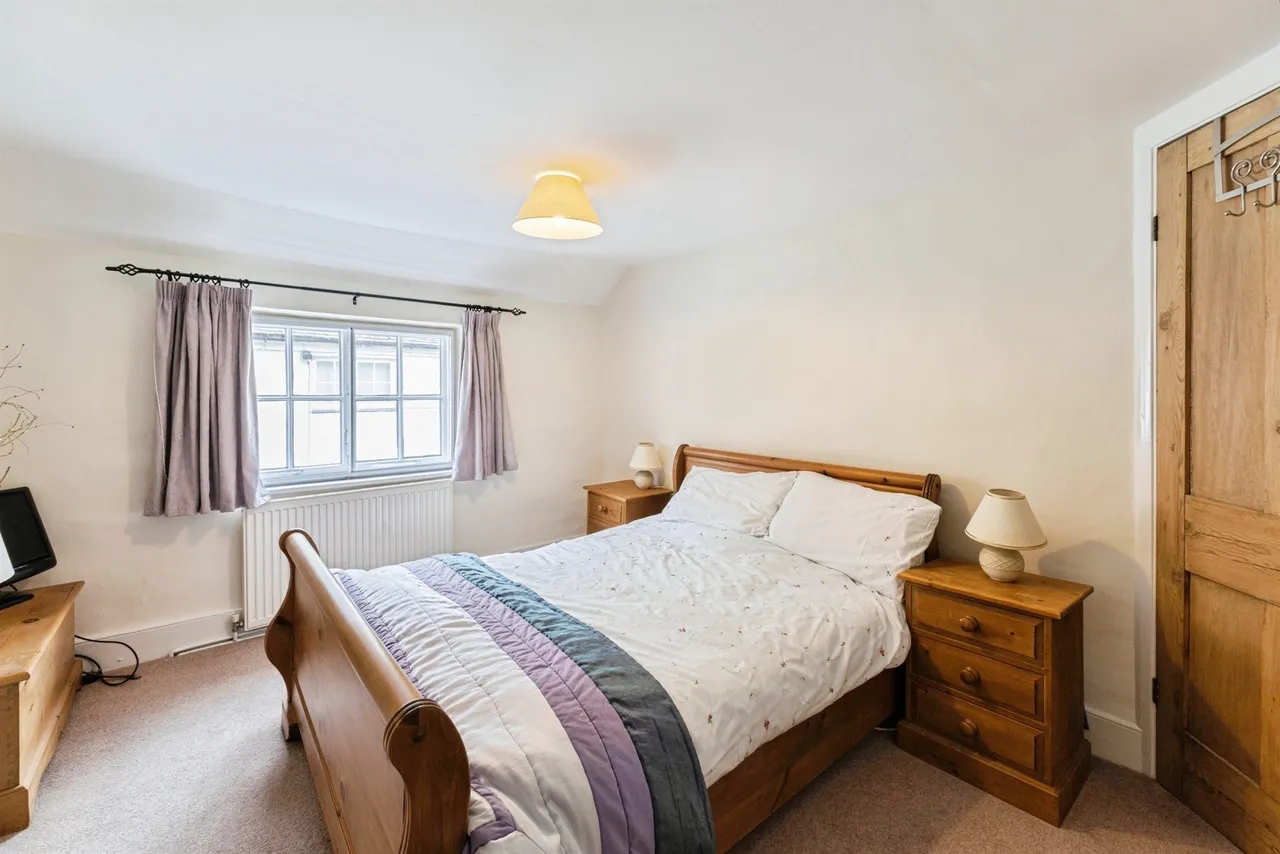 Well Street, Buckingham, MK18, photo 11