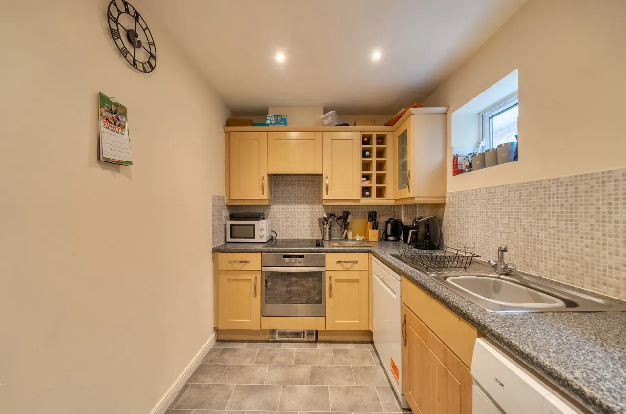 Hawkeswood Road, Bitterne Manor, SO18, photo 5