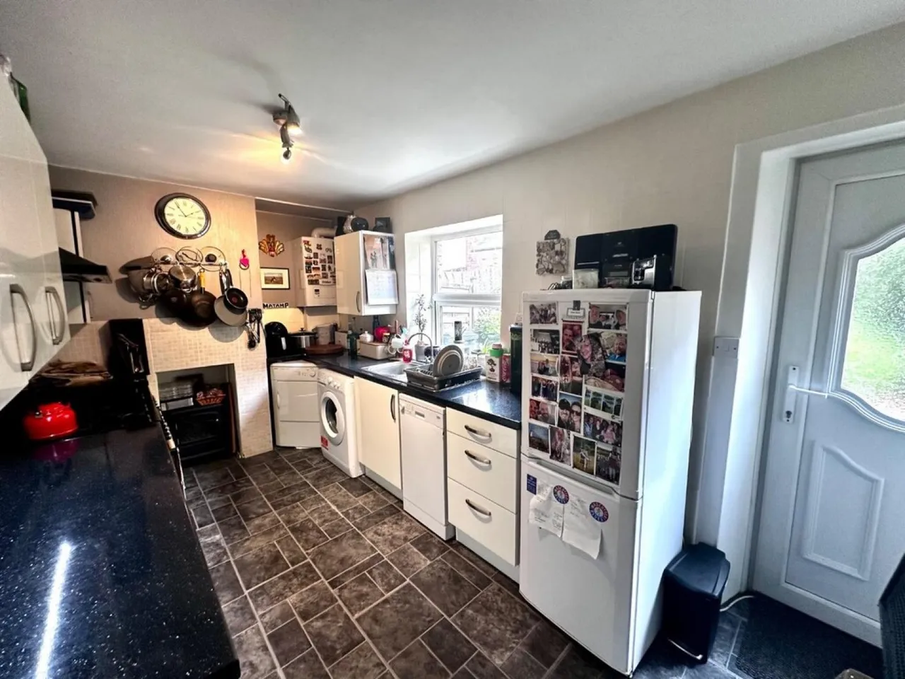 Armitage Road, Milnsbridge, HD3, photo 3