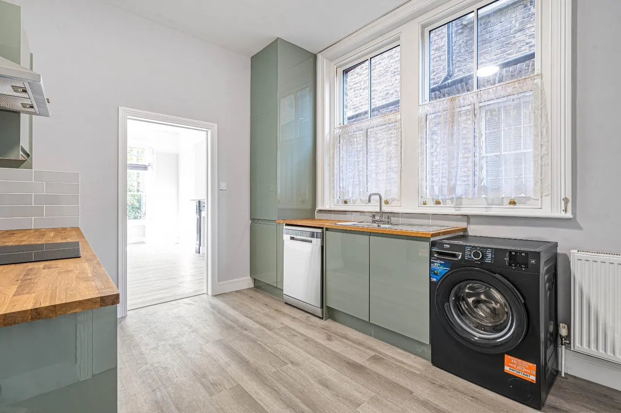 Lawn Crescent, Kew, TW9, photo 8