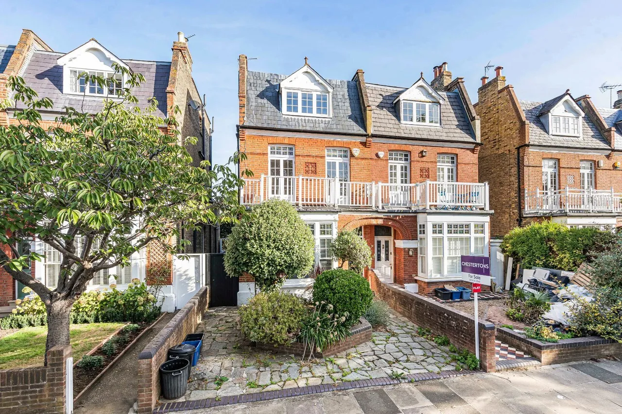 Lawn Crescent, Kew, TW9, photo 2