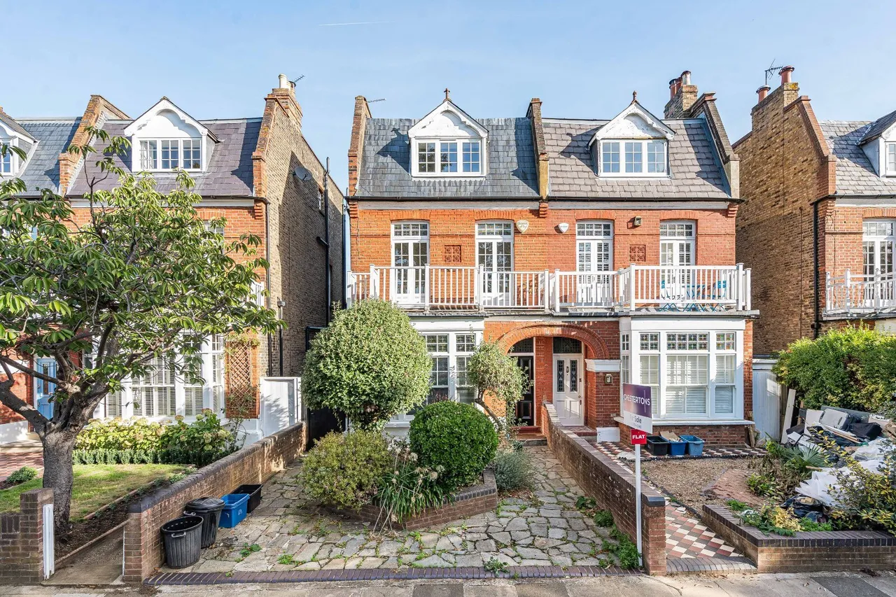 Lawn Crescent, Kew, TW9, photo 3
