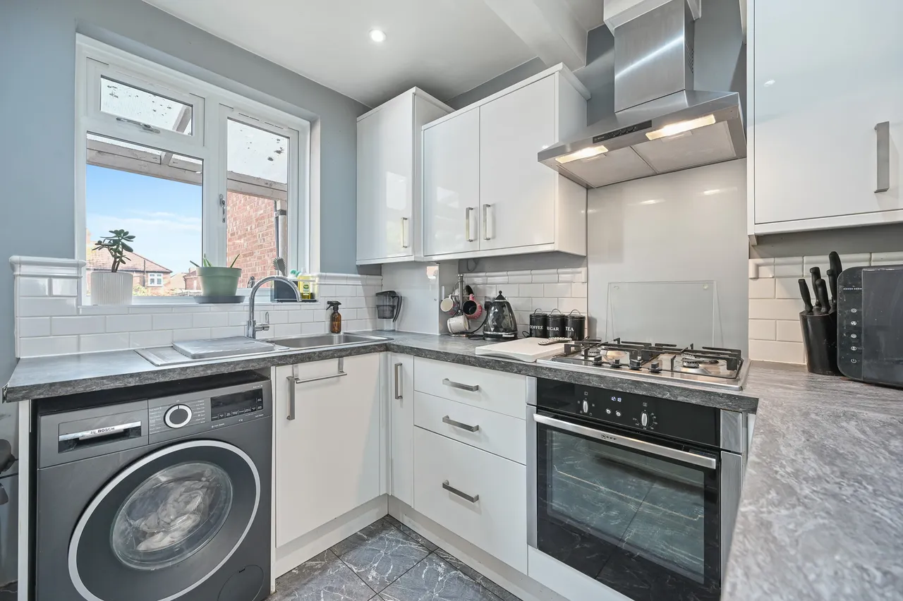 Broomgrove Gardens, Edgware, HA8, photo 2