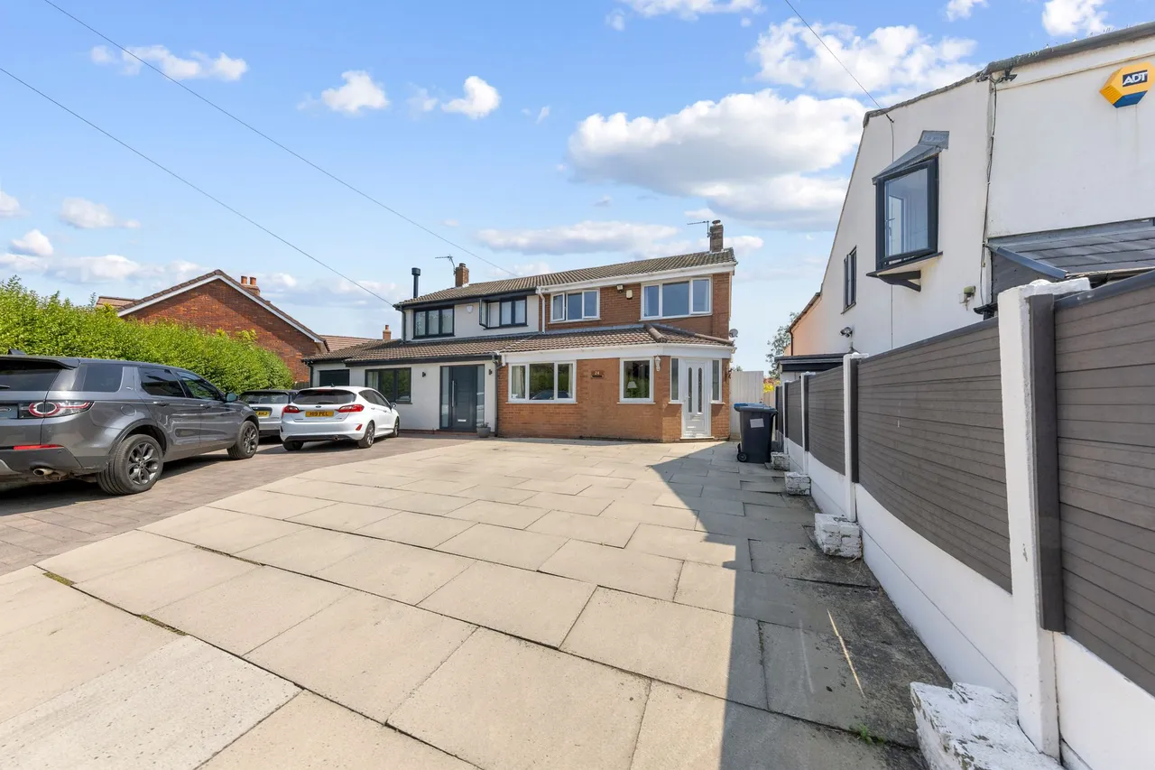 Cornmill Court Lord Street, Croft, Warrington, Warrington, WA3 7BU, photo 5