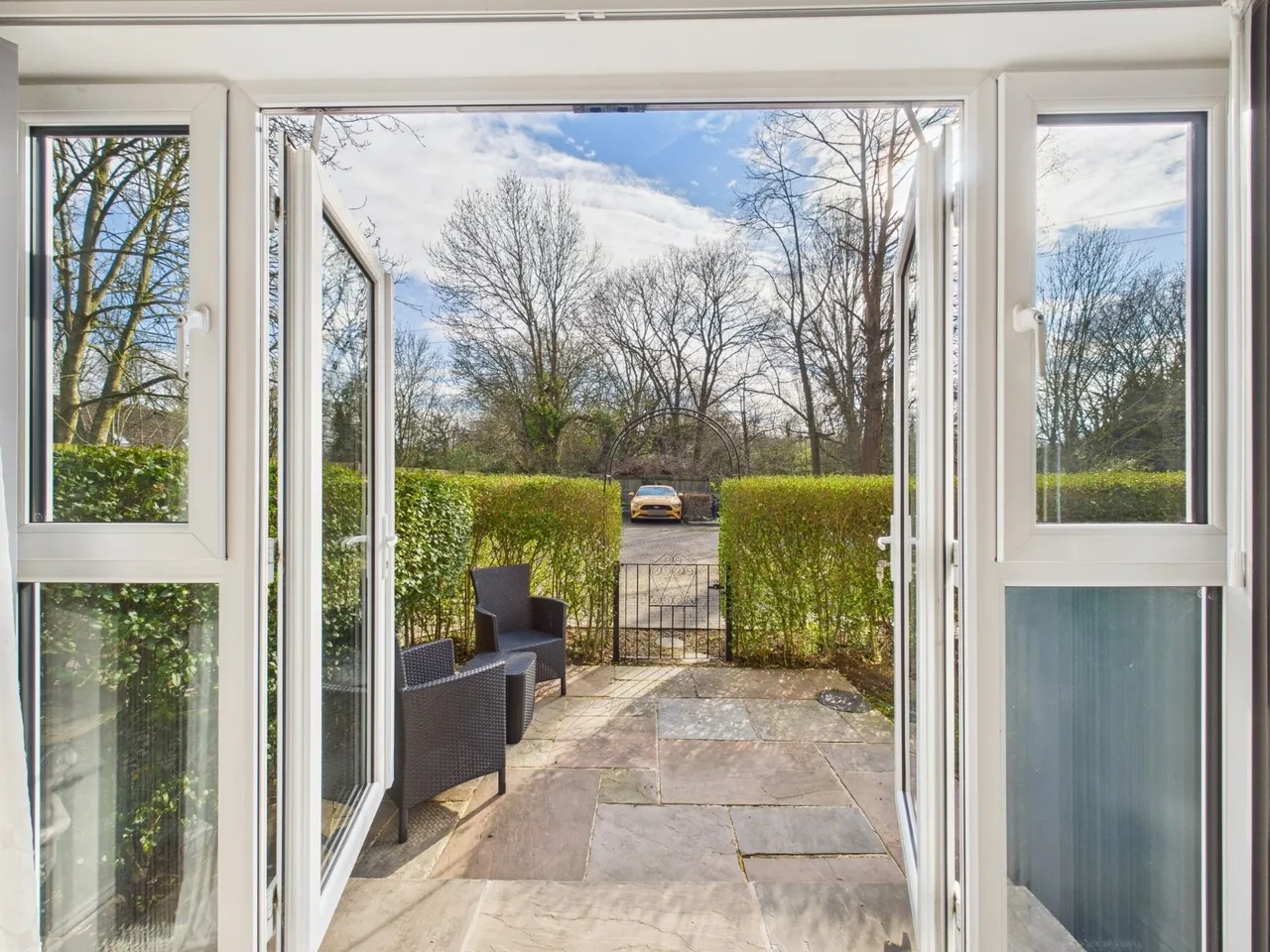 Ashford, Surrey, photo 4