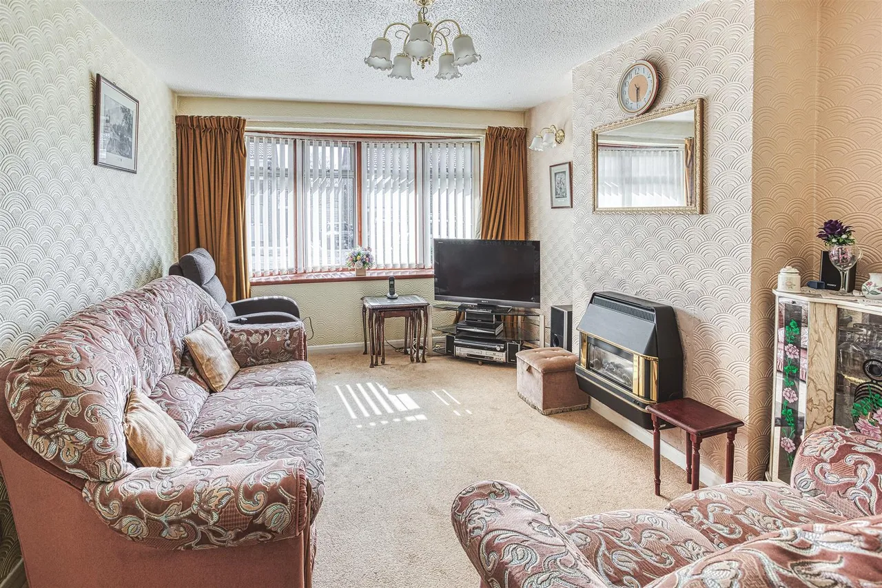 Adwick Close, Mickleover, photo 2