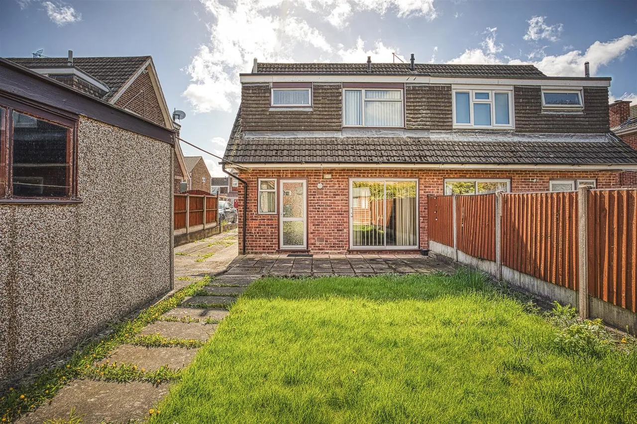 Adwick Close, Mickleover, photo 12