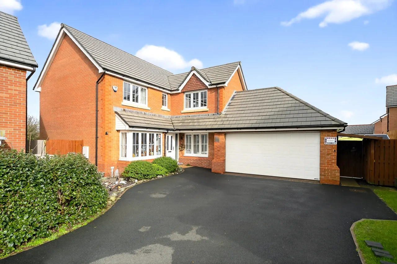 Parc Tyddyn Bach, Holyhead, LL65, photo 2