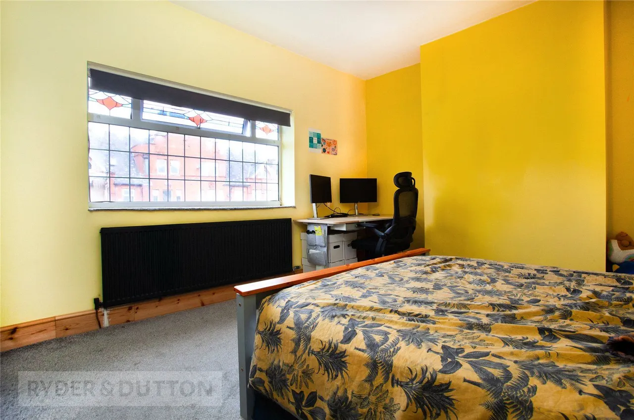 Rochdale Road, Middleton, M24, photo 9