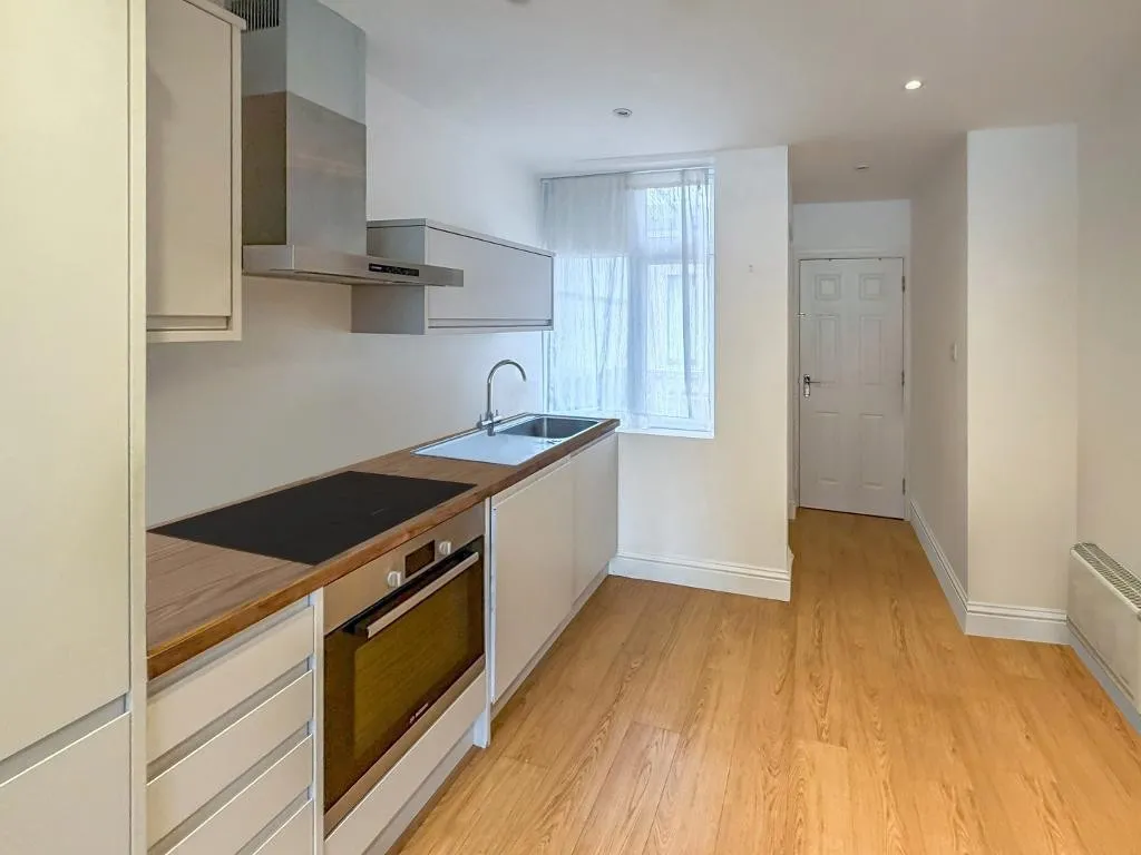 1 bed flat to rent, Addington Road, Selsdon